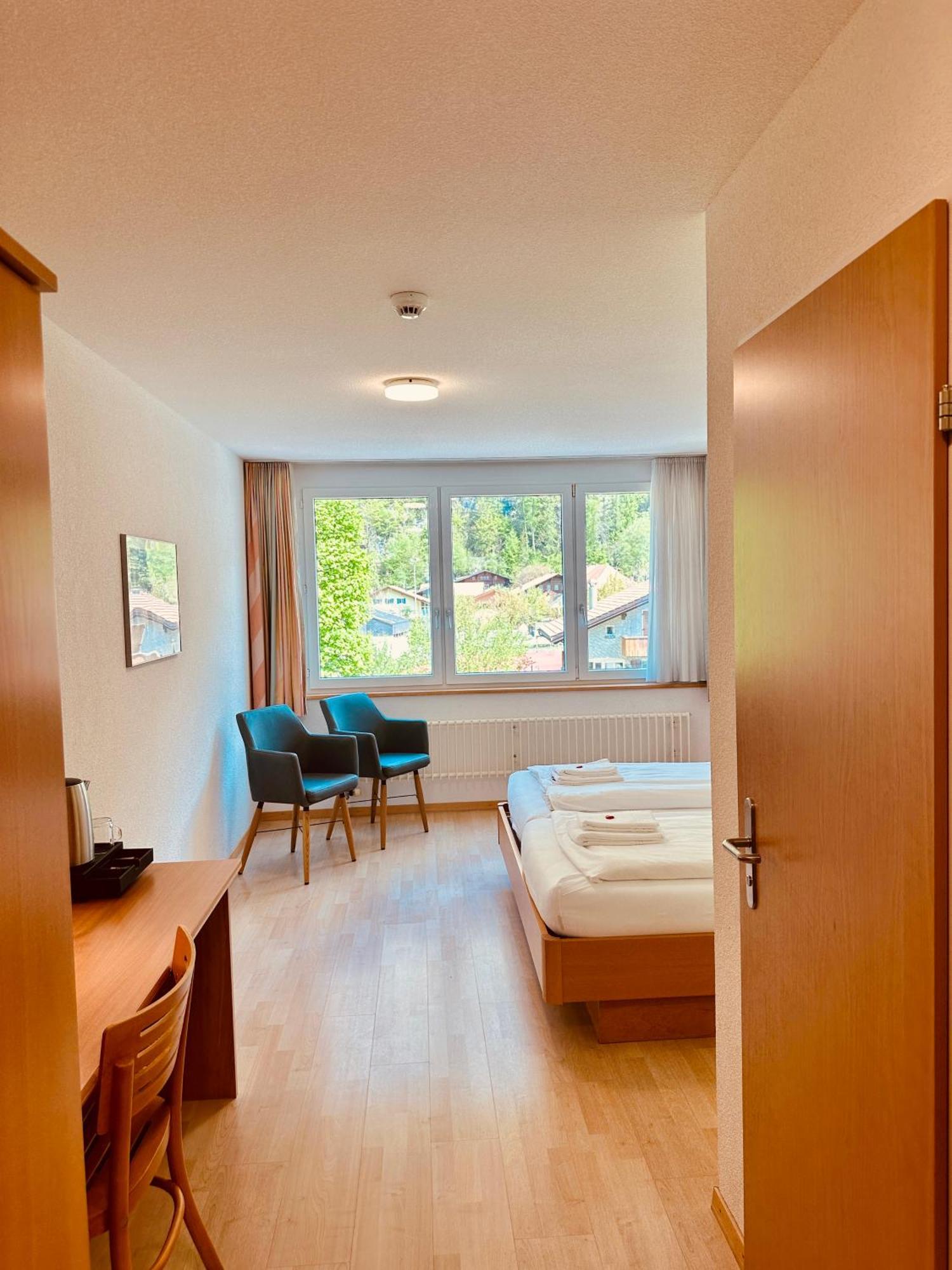 Hotel Rebstock Meiringen Extérieur photo